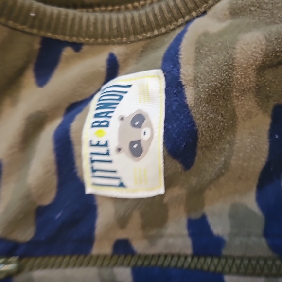Carters camouflage vest 6 months - Picture 2 of 4